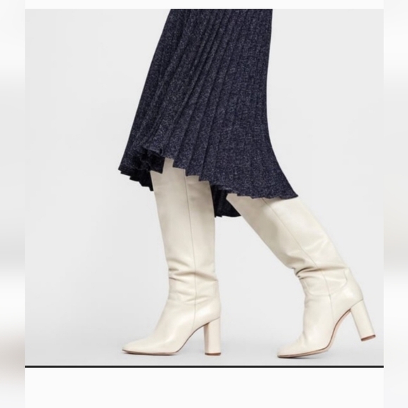 ZARA Leather Knee high boots in Bone. Size 6 - Picture 4 of 16